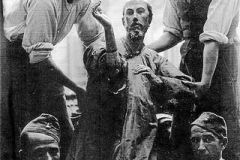 Nazareno-Salzillo-y-guerra